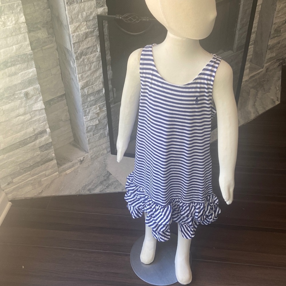 Polo kids dress covered with white and navy blue stripes 🤩